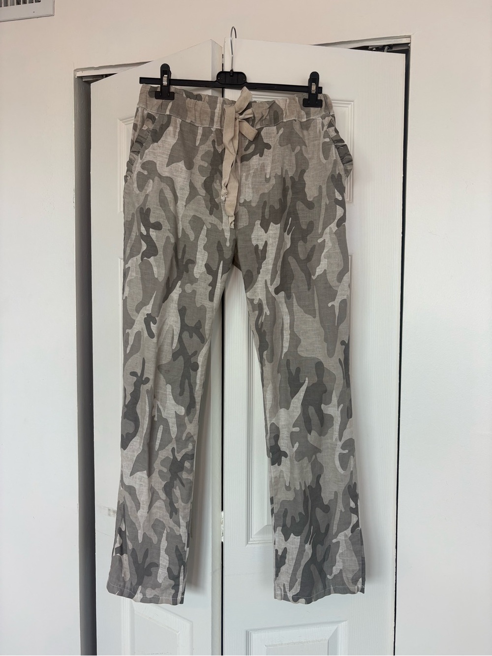 Neutral Camo Straight-Leg Pants with Drawstring